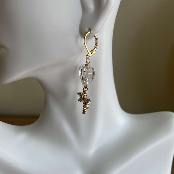 HAND CRAFTED DRAGONFLY PIERCED EARRINGS - Picture 4 of 14